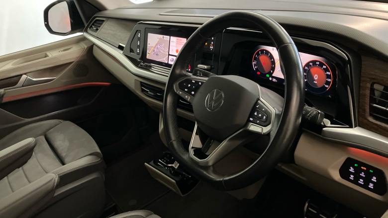 Volkswagen Multivan 2.0 TSI Style 5dr LWB DSG Petrol Estate